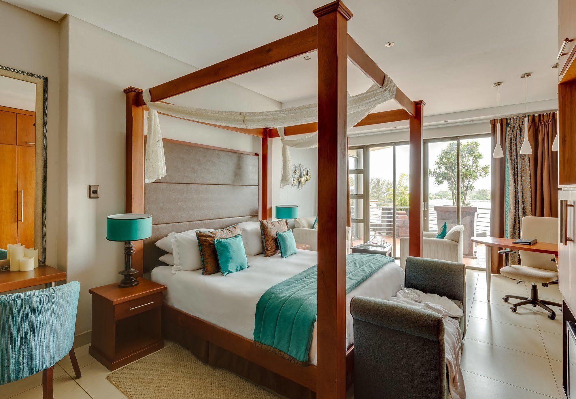 Bon Hotel Waterfront Ричардс Бей Екстериор снимка