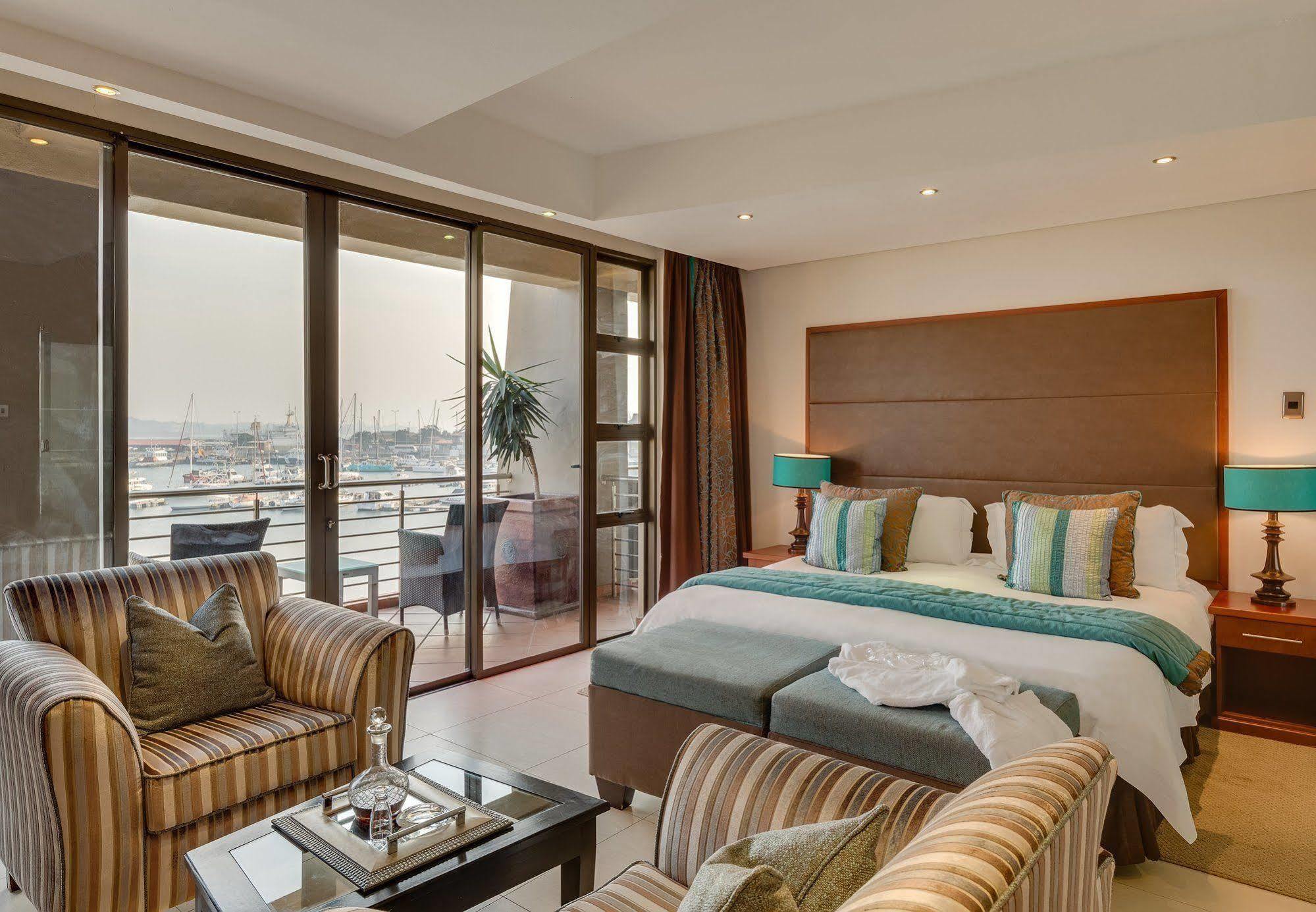 Bon Hotel Waterfront Ричардс Бей Екстериор снимка