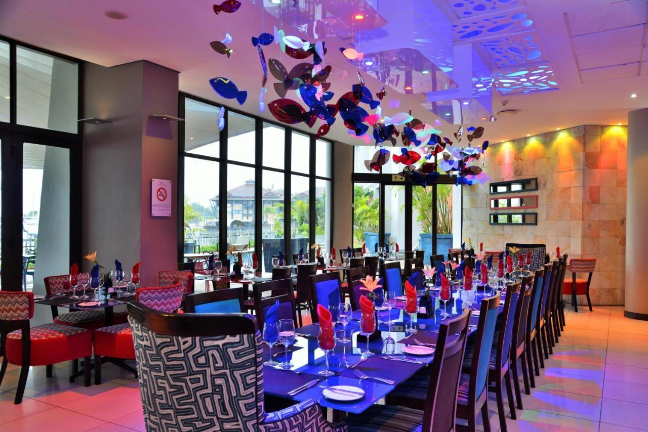 Bon Hotel Waterfront Ричардс Бей Екстериор снимка